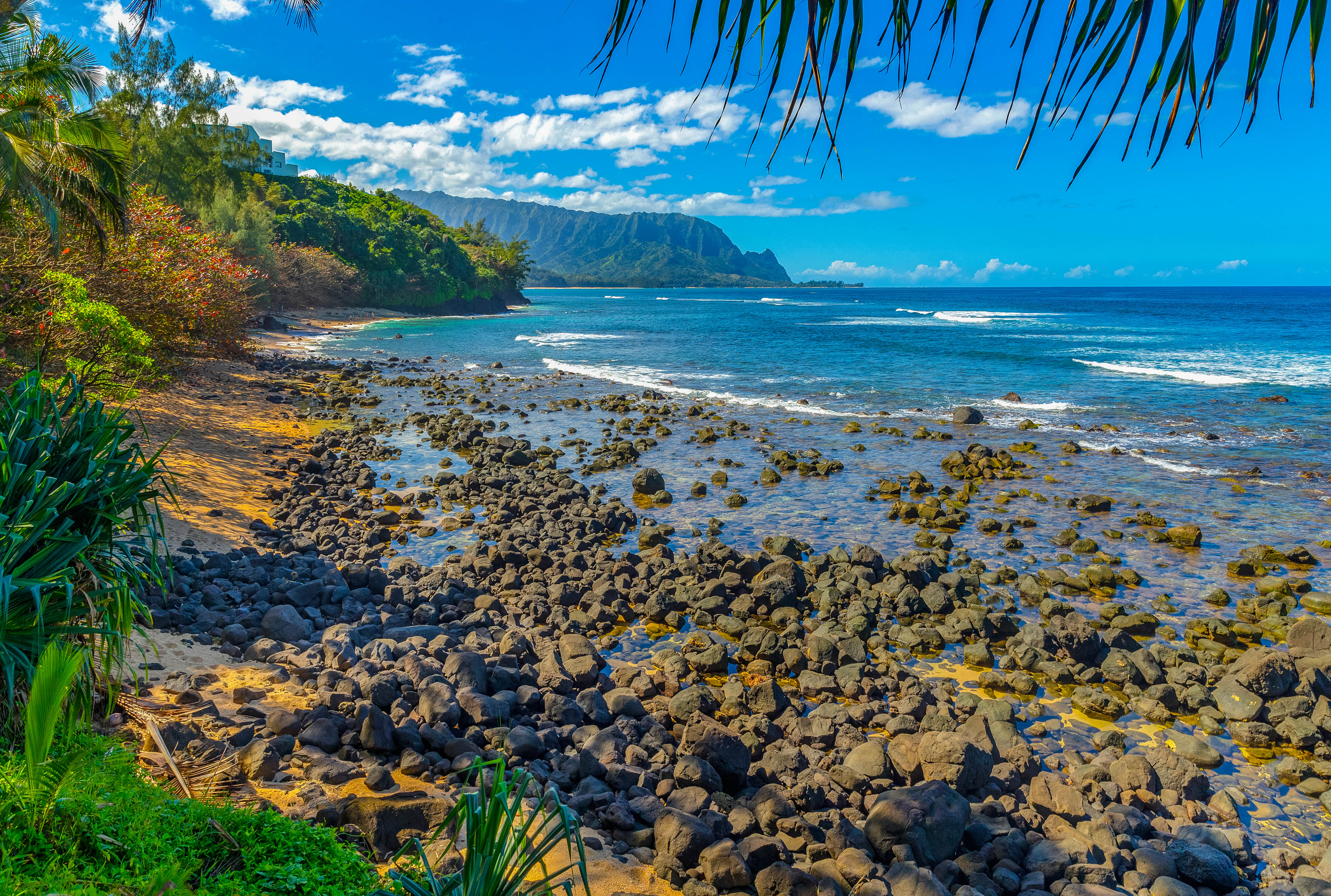 Princeville-vacations Pali Ke Kua 105 beach trail to hideaways